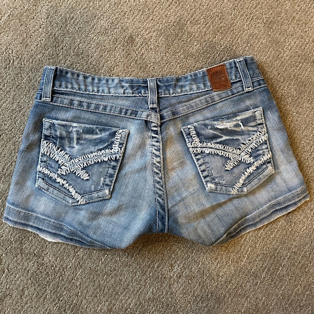 BKE Low Rise Women Jean Shorts - Style: Madison - Size 26